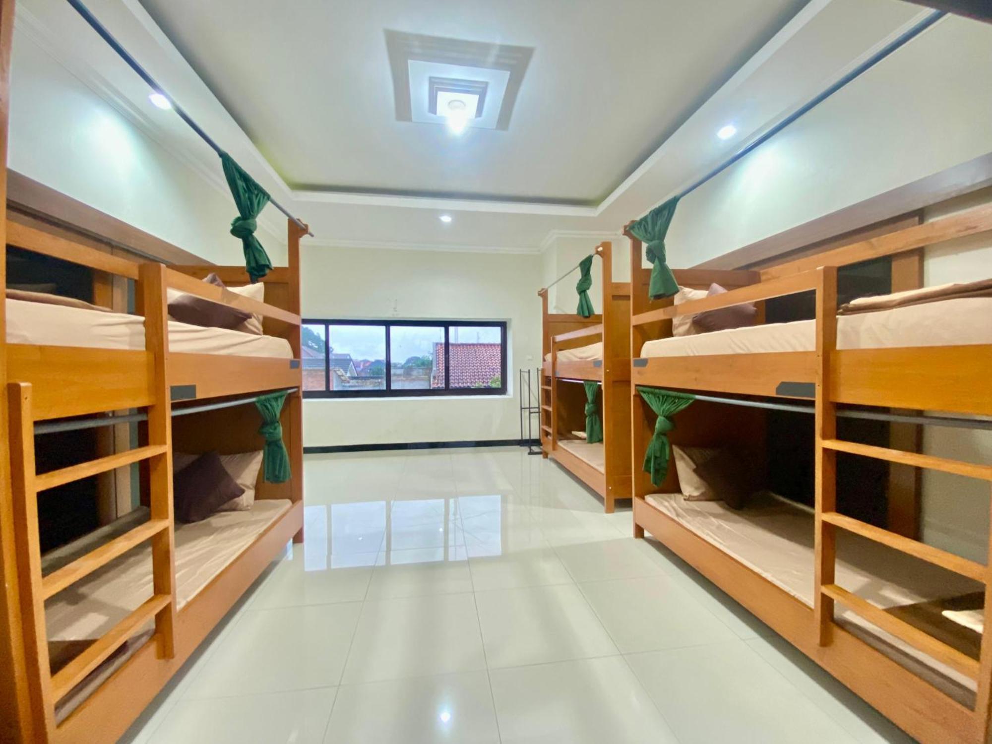 Zzz Hostel Маланг Экстерьер фото